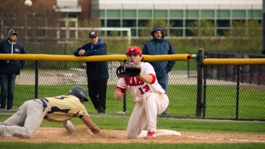 Baseball Posts 10-3 MASCAC Win Over Mass. Maritime