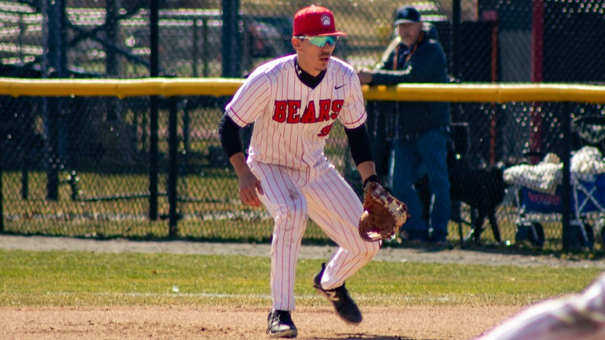 Baseball Opens Home Slate with Doubleheader Split