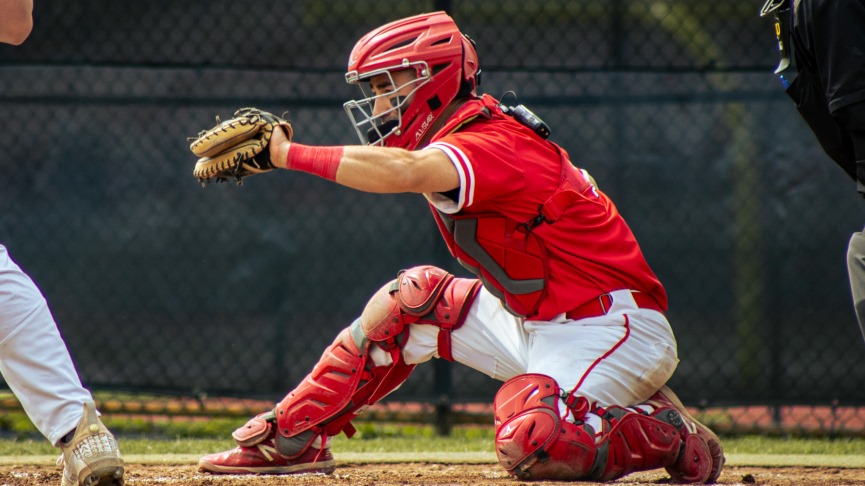 Baseball Drops Pair of MASCAC Games to Mass. Maritime