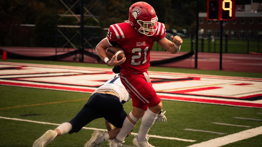 Football Remains Unbeaten in MASCAC Play with 21-0 Win Over Westfield