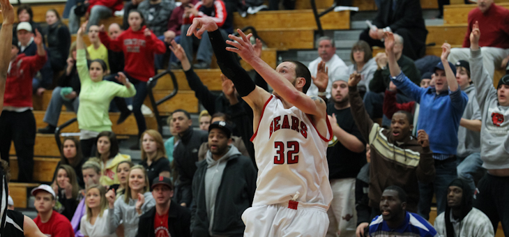 Men's Basketball Stuns Bowdoin in Double-Overtime, 109-108