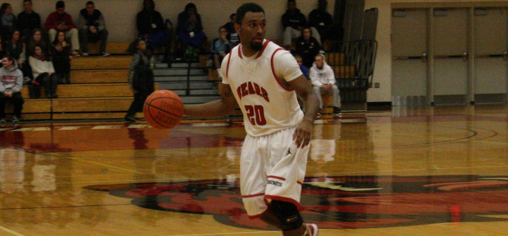 Men's Basketball Edged by Framingham, 77-74