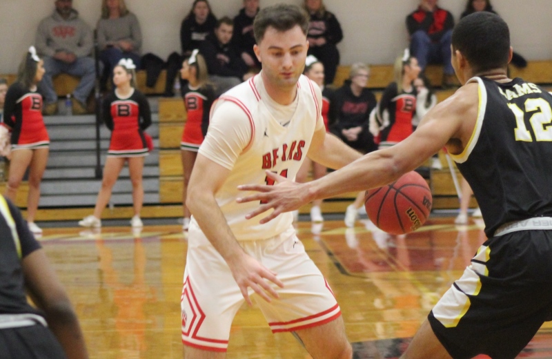 Men's Basketball Outlasts Framingham State in Overtime, 87-82