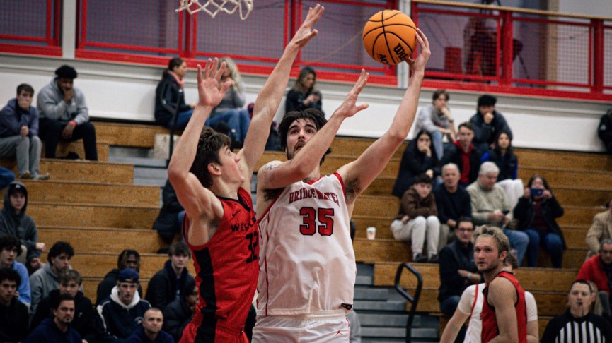 Men's Basketball Drops 95-91 Decision to Wesleyan
