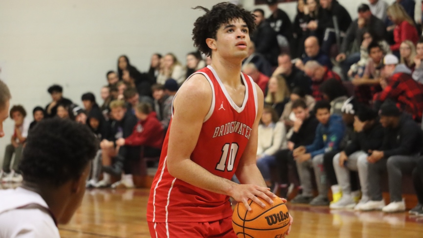 Men's Basketball Downs Anna Maria, 89-64, at Wheaton Tip-Off Classic