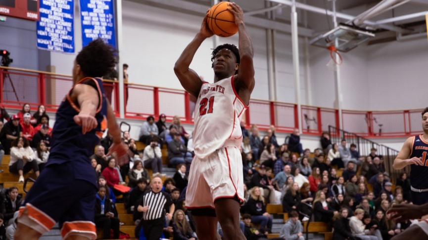 Men's Basketball Cruises to 90-69 Win Over Salem
