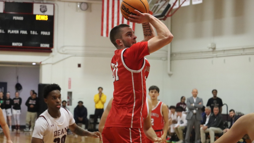 Men's Basketball Rolls to 99-75 Win Over Dean