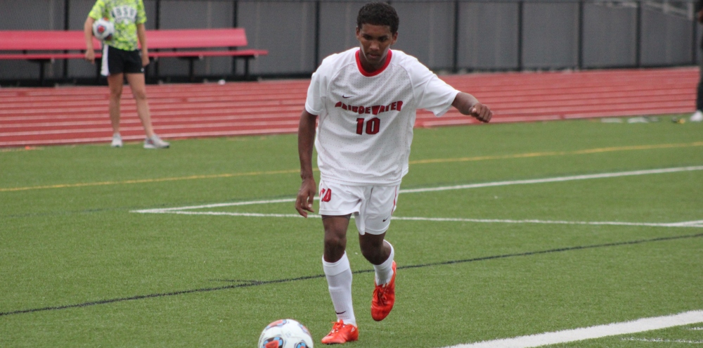 Gomes Nets Game-Winner as Men's Soccer Blanks Clark, 1-0