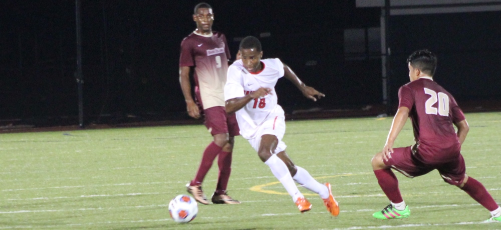 Men's Soccer Falls to RIC, 1-0