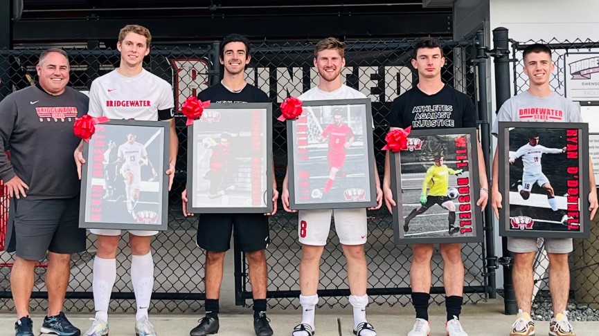 Men's Soccer Blanks Mass. Maritime on Senior Day, 5-0