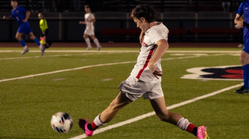 Men's Soccer Falls to Emmanuel, 1-0