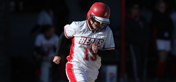 Softball Splits at UMass Boston