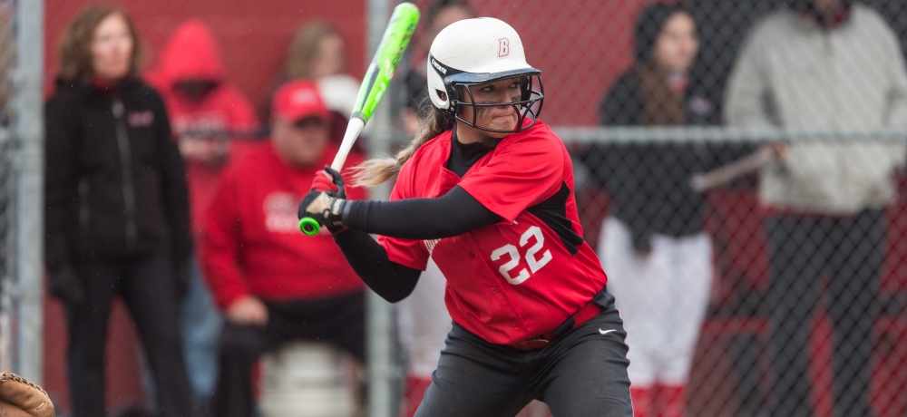 Softball Splits MASCAC Twinbill with Westfield State