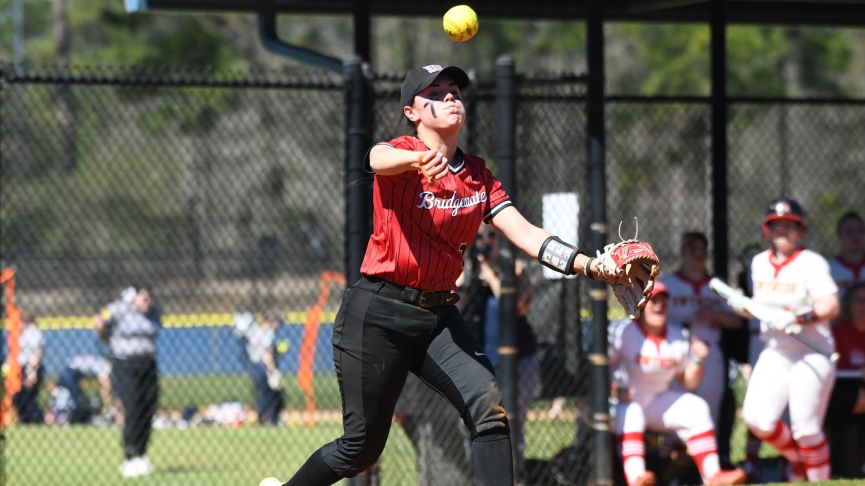 Softball Swept by WPI
