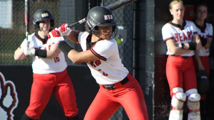 Softball Swept by Fitchburg
