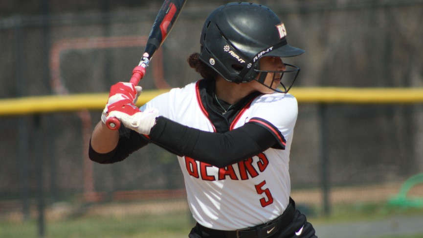 Softball Swept by RIC