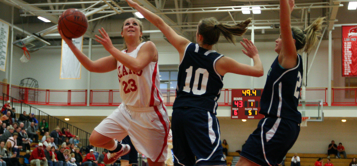 Women's Hoops Downs Wheaton, 81-78, at Williams Winter Classic