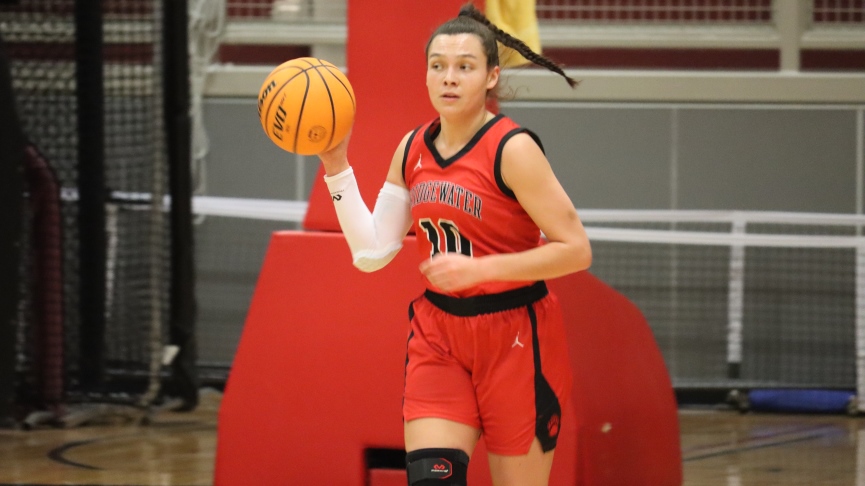 Women's Basketball Opens MASCAC Play with 77-69 Win Over Salem State