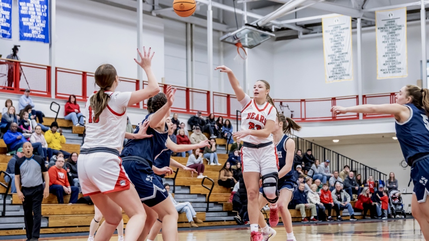 Women's Basketball Falls to #9 Smith, 83-50