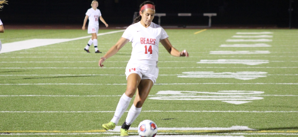Women's Soccer Posts 4-0 Shutout Over RIC