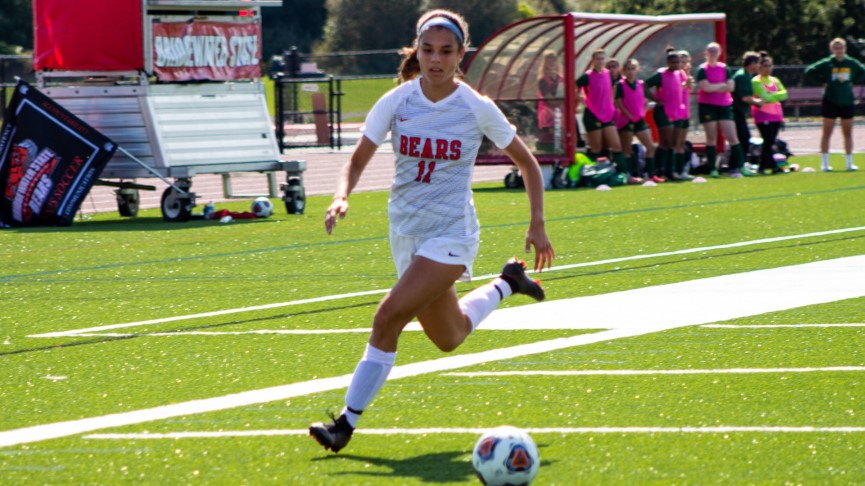 Women's Soccer Blanks UMass Dartmouth, 2-0