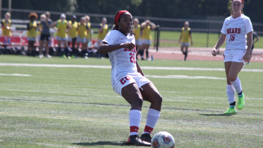 Women's Soccer Blanks Salve Regina, 4-0