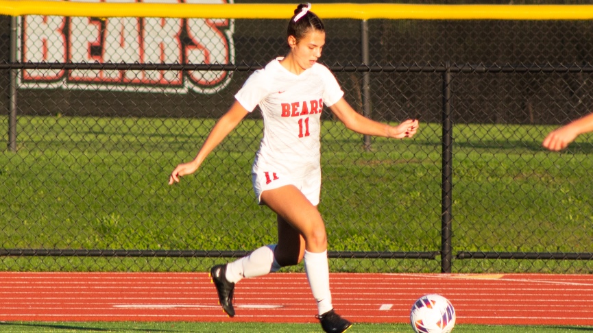 Women's Soccer Wraps Up Regular Season Play with 3-0 Victory Over MCLA