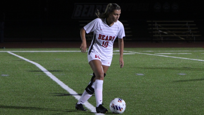 Women's Soccer Blanks Lesley, 1-0