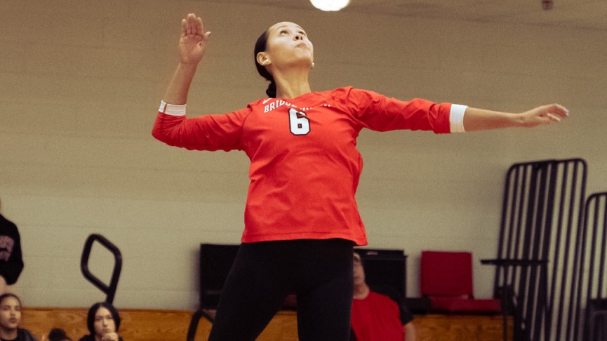 Volleyball Drops Pair of Matches at UMB Invitational